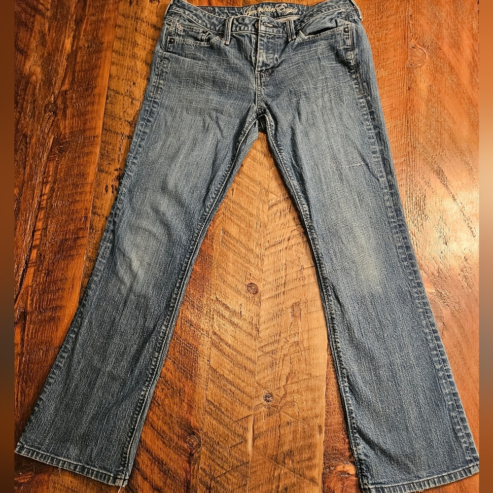 American Eagle True Boot Medium wash jeans, size 10